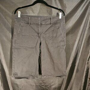 Loft Outlet Bermuda Roll dark grey shorts. Size 6
